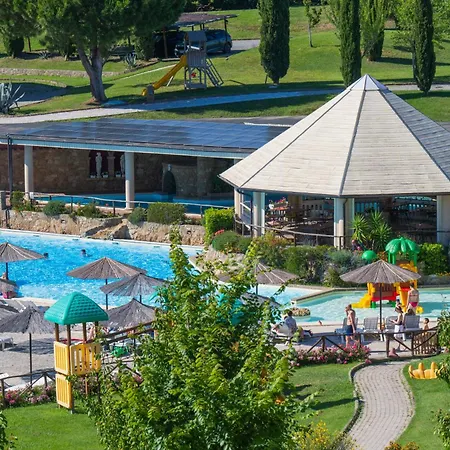 Borgo Felciaione Apart-hotel *