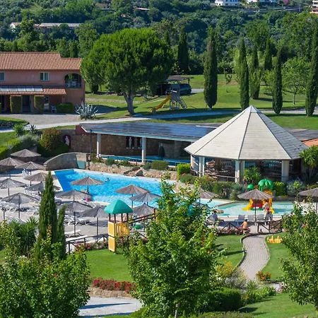 Apart-hotel Borgo Felciaione